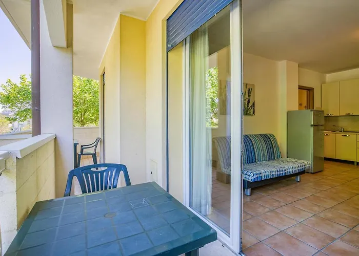 Ai Pini-residence شقة