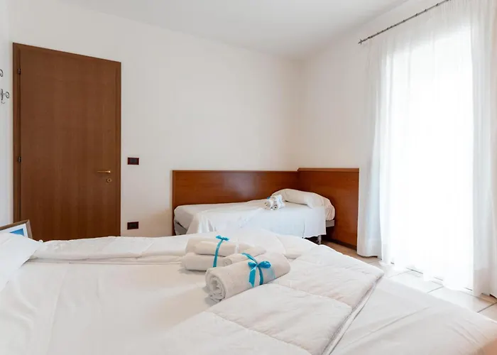 Ai Pini-residence شقة